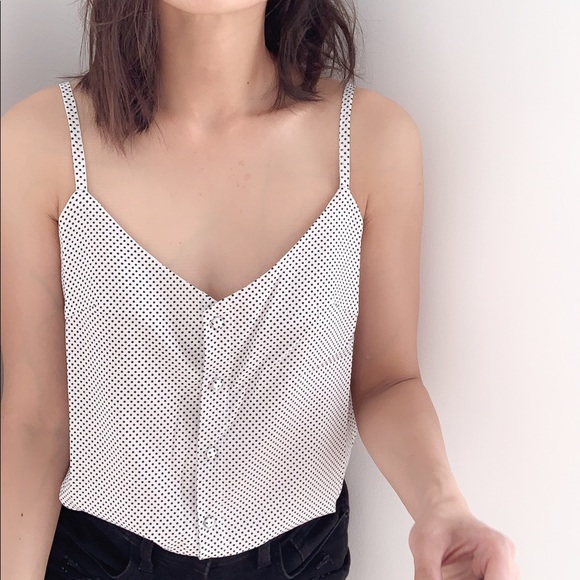 WHITE V NECK BOTTON CAMISOLE -  BLACK POLKADOTS - Picture 2 of 7